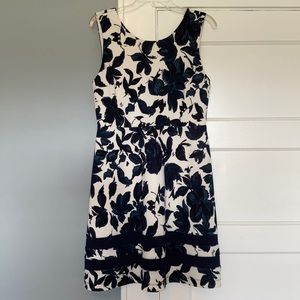 41 Hawthorn White Floral Fit & Flare Dress